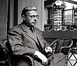 https://upload.wikimedia.org/wikipedia/commons/thumb/d/d1/Jean-Paul_Sartre_FP.JPG/110px-Jean-Paul_Sartre_FP.JPG